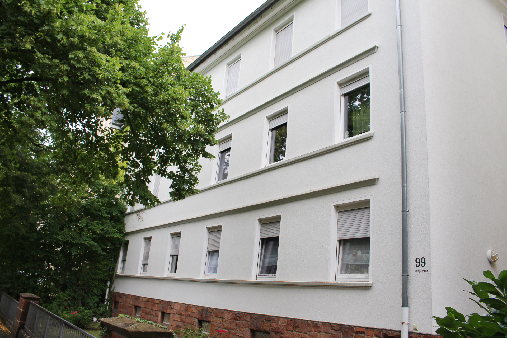 Wunderschöne modernisierte 2-Zimmerwohnung in Gießen, Liebigstraße 99, 35392 Gießen